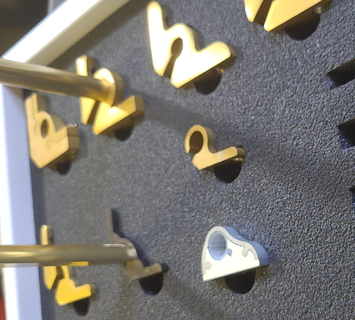 Alüminyum Profil Fabrikasyon Merdiven Çubuğu