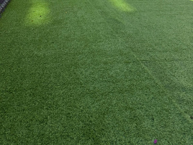 30 mm Bahçe Çim Halı – Gerçekçi Doğal Çimen